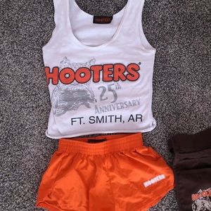 Hooters XS full outfit